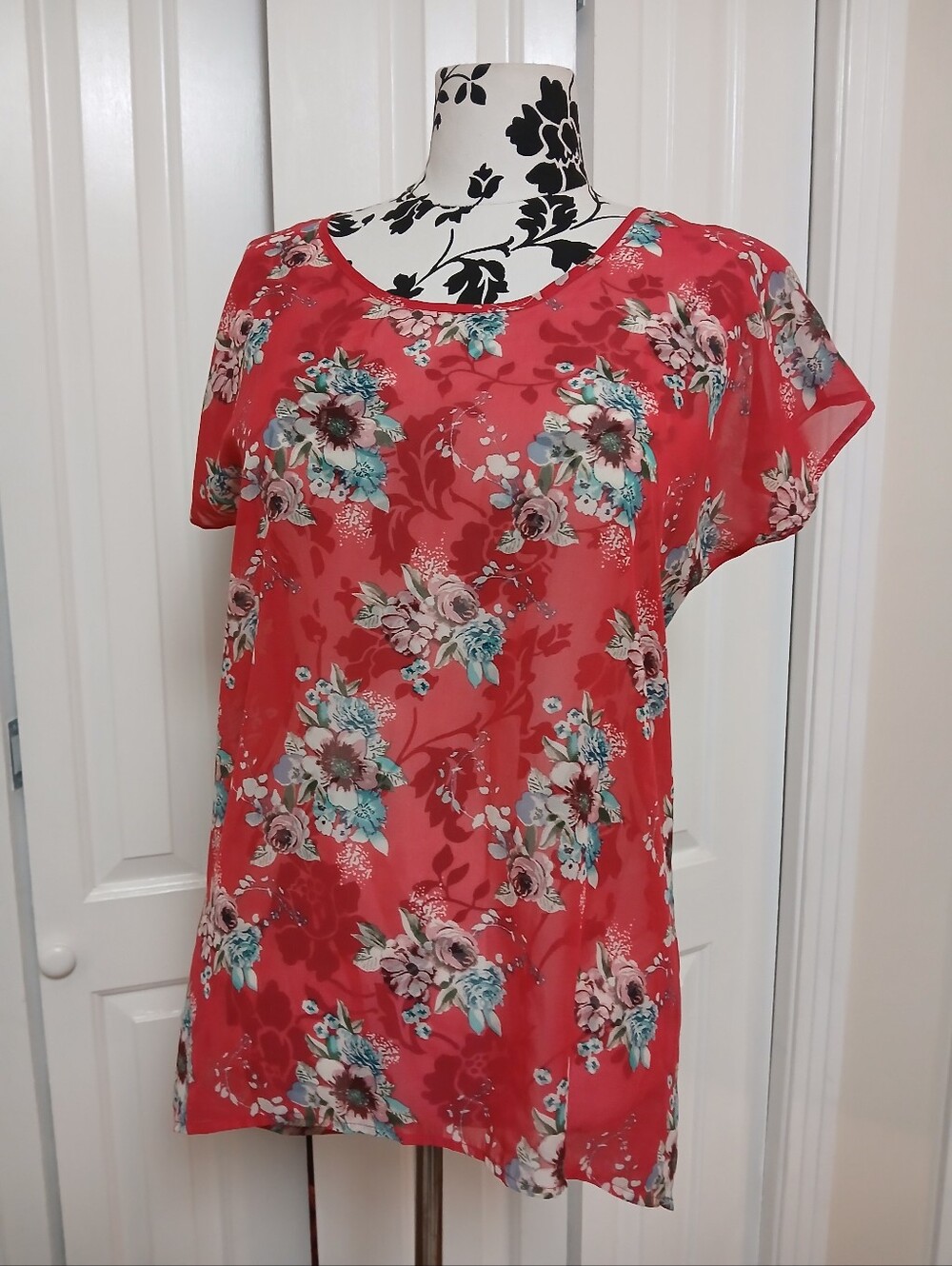 Metaphor Coral Floral Short Sleeve Blouse